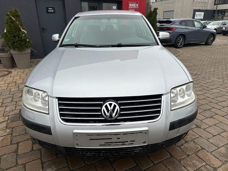 Gebraucht VW Passat Comfortline 150 PS (110 kW) 2003 Silber Limousine