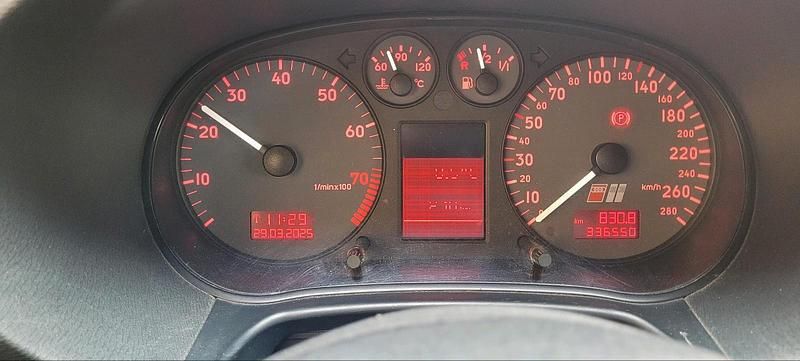 Gebraucht Audi S3 209 PS (153 kW) 2000 Gelb Kleinwagen