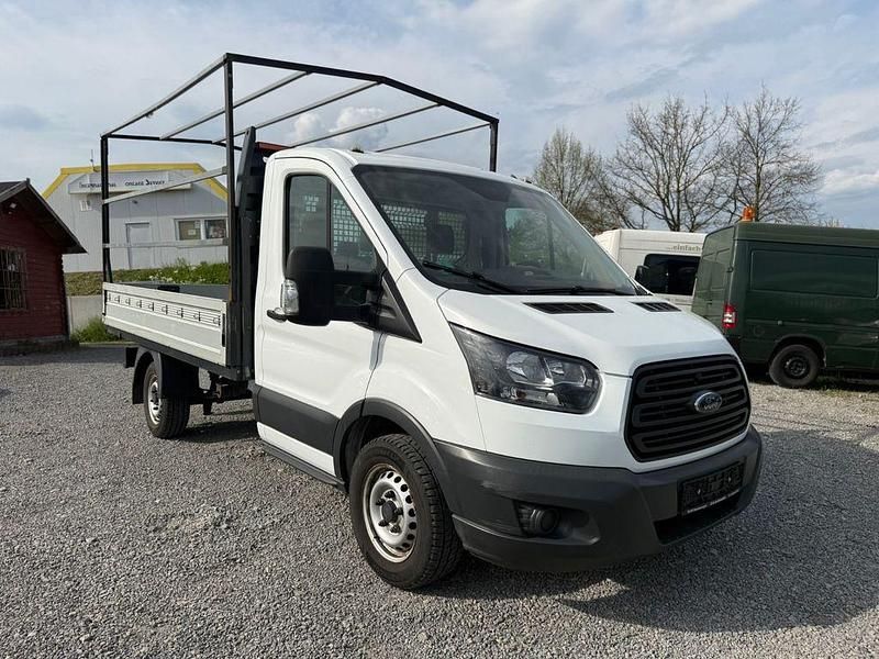Second-hand Ford Transit 105 CP (77 kW) 2019 Alb Monovolum