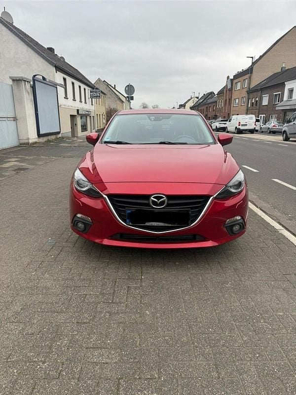 Gebraucht Mazda 3 145 PS (106 kW) 2016 Rot Limousine
