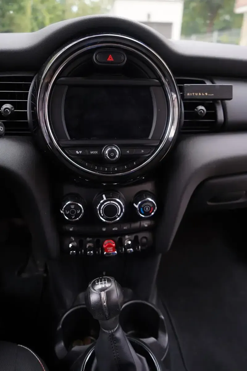 Gebraucht Mini One D 95 PS (69 kW) 2018 Rot Kleinwagen