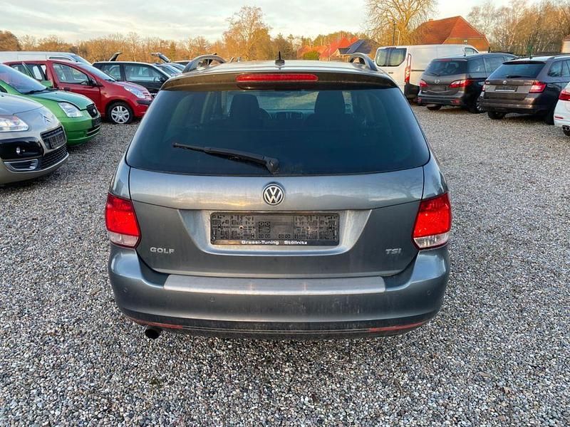 Gebraucht VW Golf VI Match 105 PS (77 kW) 2012 Grau Kleinwagen