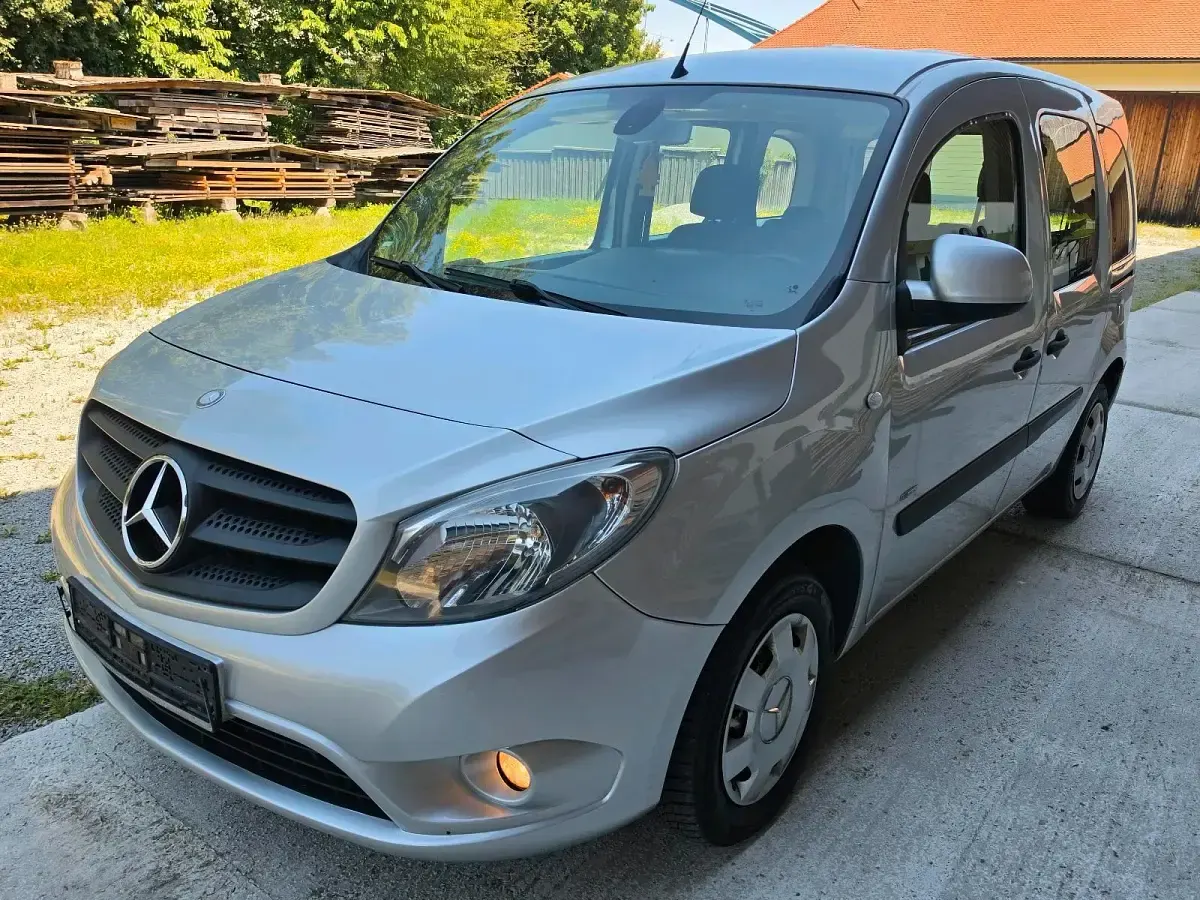Gebraucht Mercedes Citan 109 90 PS (66 kW) 2013 Silber Van / Kleinbus