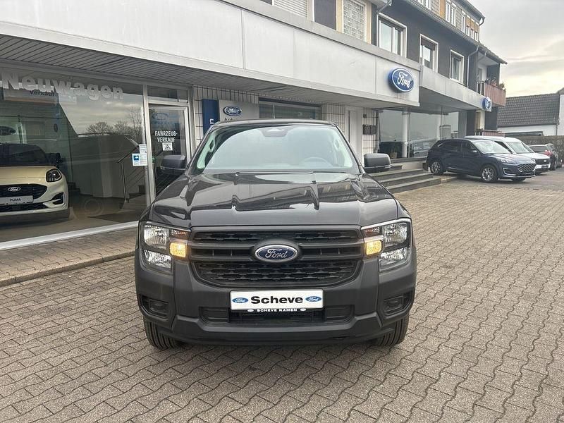 Neu Ford Ranger 170 PS (125 kW) 2025 Schwarz Pickup