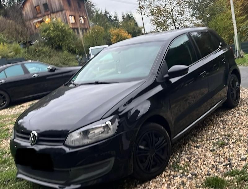 Gebraucht VW Polo 75 PS (55 kW) 2012 Schwarz Kleinwagen