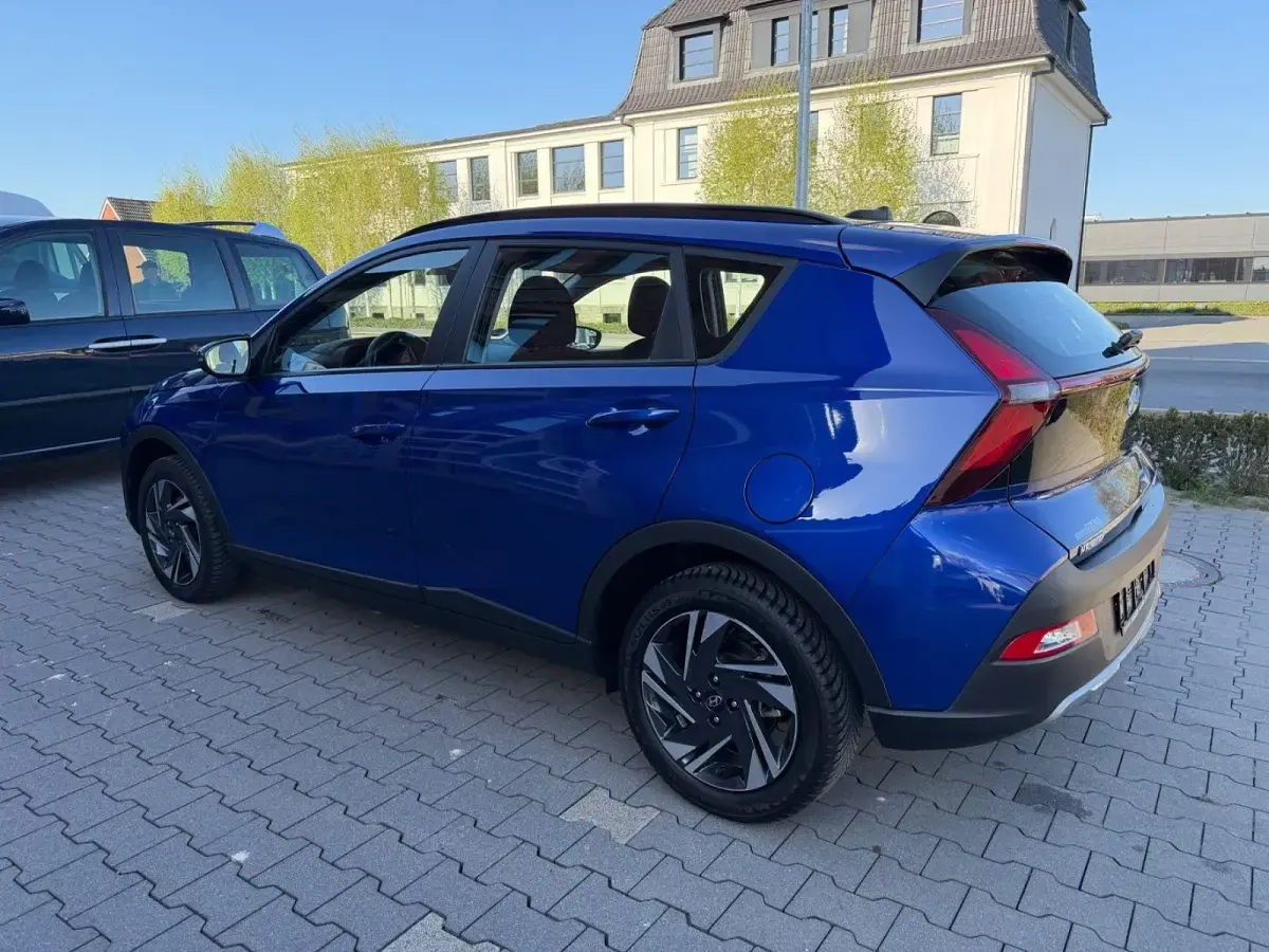 Gebraucht Hyundai Bayon Pure 84 PS (61 kW) 2021 Blau SUV