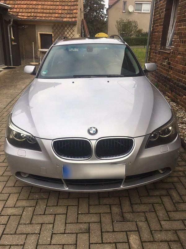 Gebraucht BMW 525 177 PS (130 kW) 2005 Silber Kombi