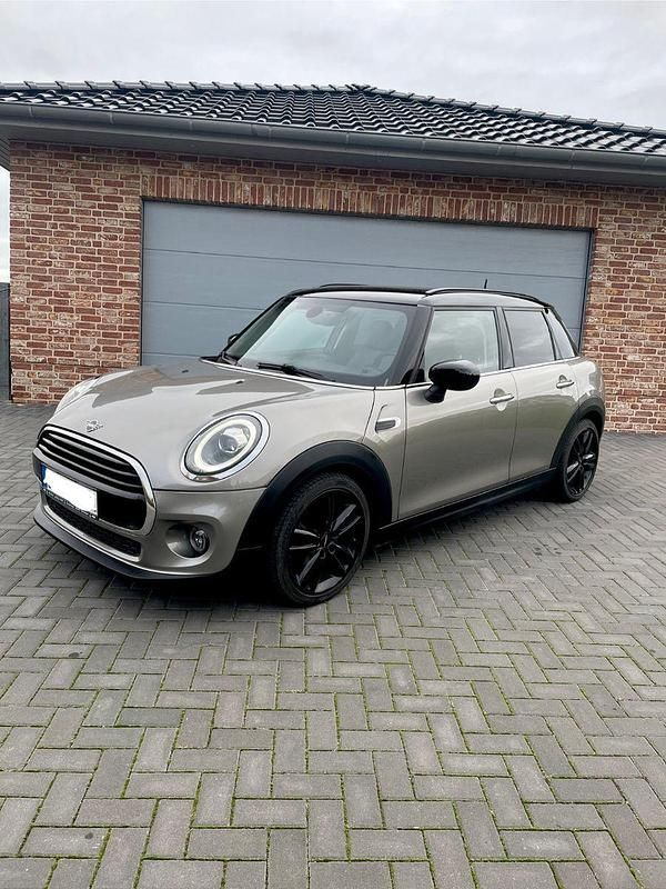 Grau Gebraucht 2020 Mini Cooper Kleinwagen | 16.000 € (Guter Preis) - Bild 1/4