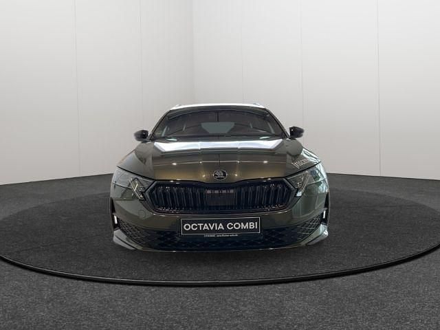 Gebraucht Skoda Octavia SportLine 150 PS (110 kW) 2025 Khakigrün metallic Kombi
