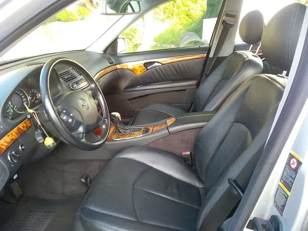 Brugt Mercedes E500 306 HK (225 kW) 2003 Sølv Sedan