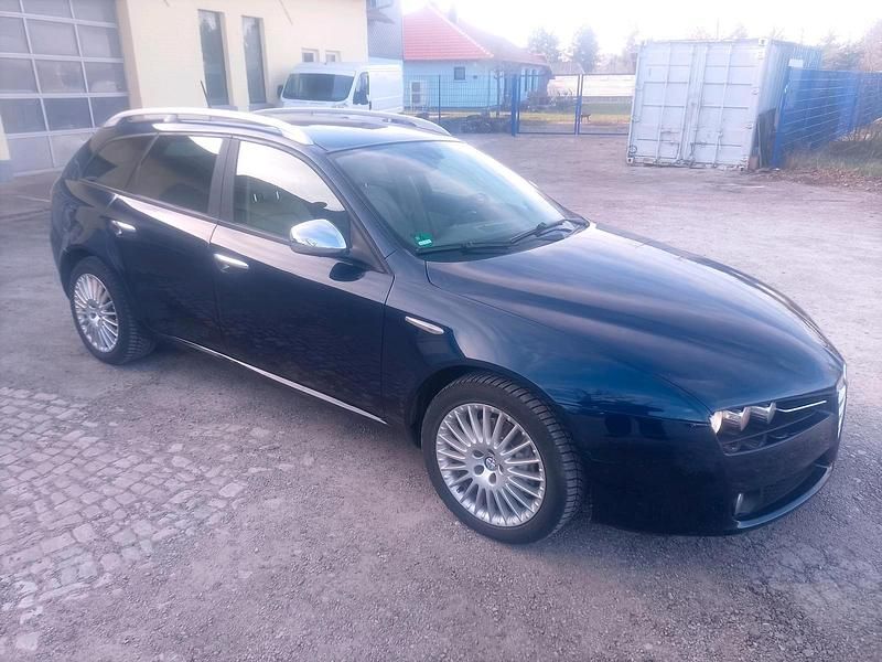 Gebraucht Alfa Romeo 159 170 PS (125 kW) 2011 Blau Kombi