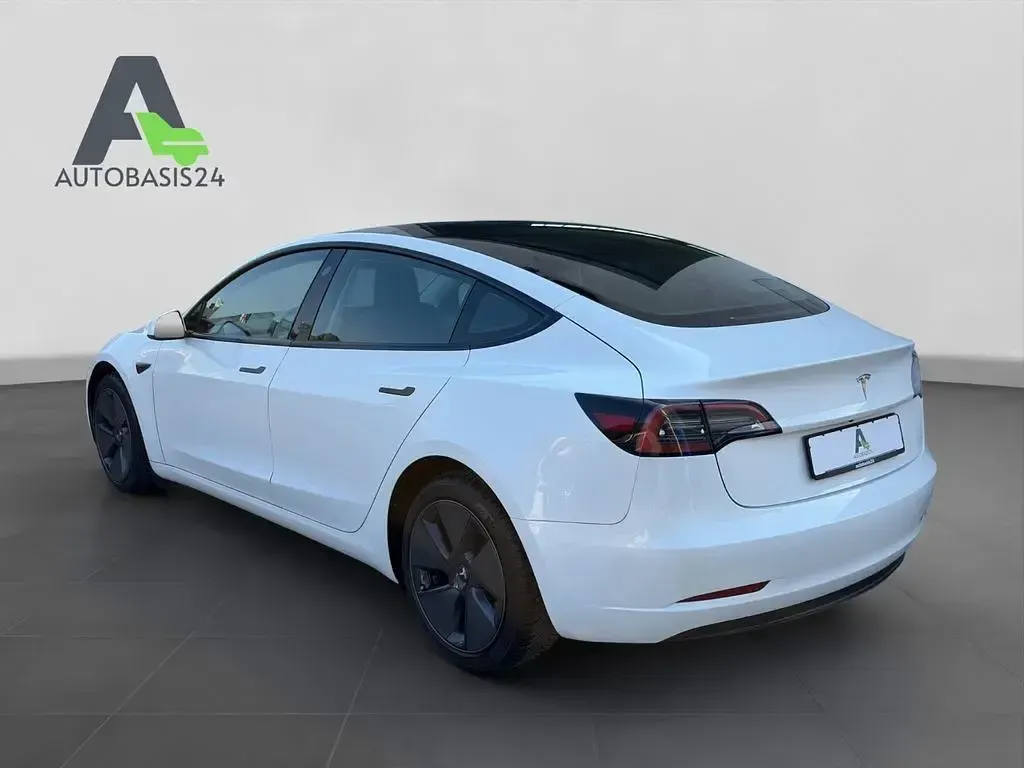 Gebraucht Tesla Model 3 RWD 239 kW (325 PS) 2023 Weiß Limousine