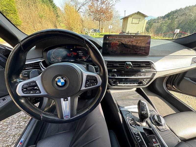 Gebraucht BMW 540 Performance 340 PS (250 kW) 2020 Schwarz Kombi