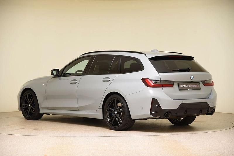 Gebraucht BMW 320 M Sport 190 PS (139 kW) 2024 Grau Kombi