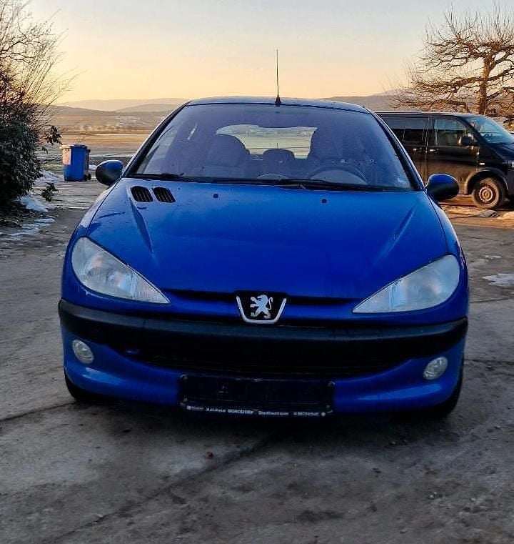 Gebraucht Peugeot 206 68 PS (50 kW) 2002 Blau Kleinwagen