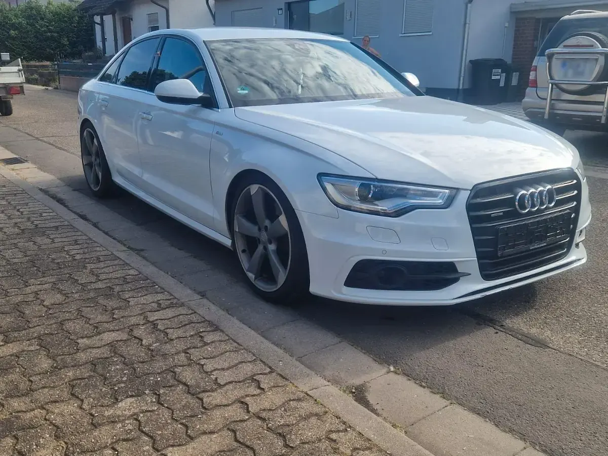 Gebraucht Audi A6 S-Line 245 PS (180 kW) 2012 Weiß Limousine