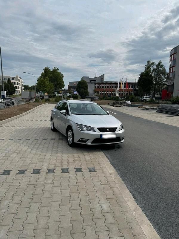 Gebraucht Seat Leon 110 PS (80 kW) 2016 Silber Kombi