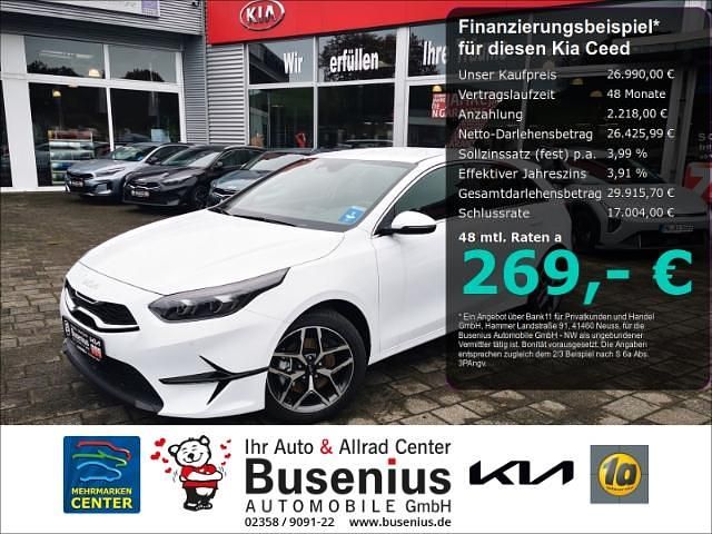 Neu Kia Ceed Style 140 PS (102 kW) 2025 Weiß Kleinwagen