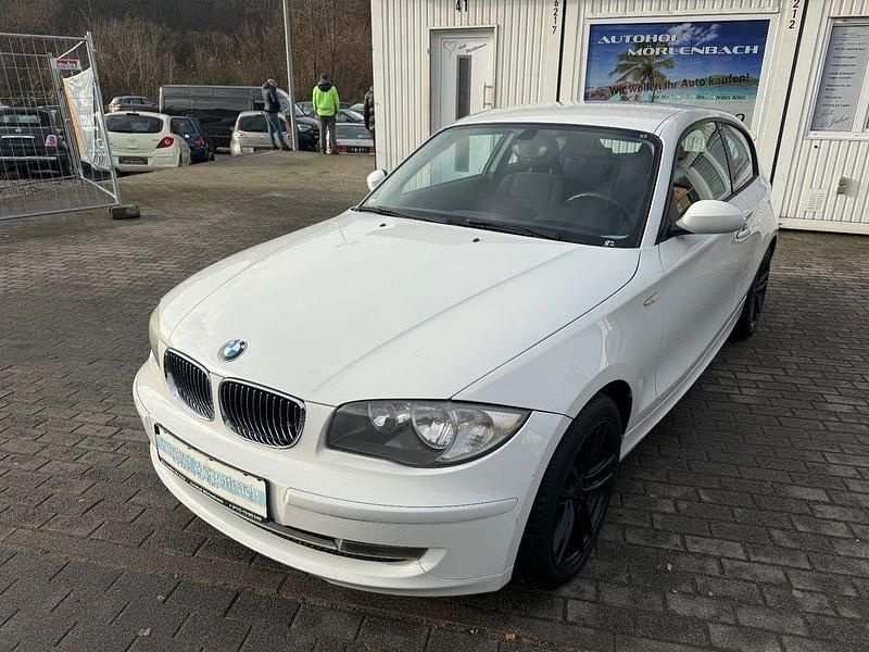Gebraucht BMW 116 Advantage 122 PS (89 kW) 2008 Weiß Kleinwagen