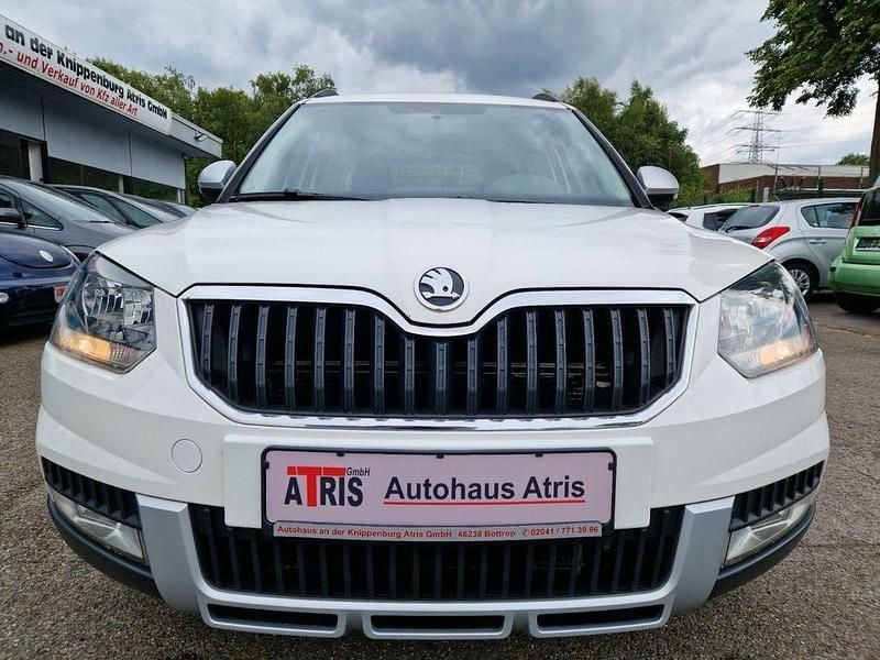 Weiß Gebraucht 2014 Skoda Yeti Active SUV | 5.800 € (Superpreis) - Bild 1/4