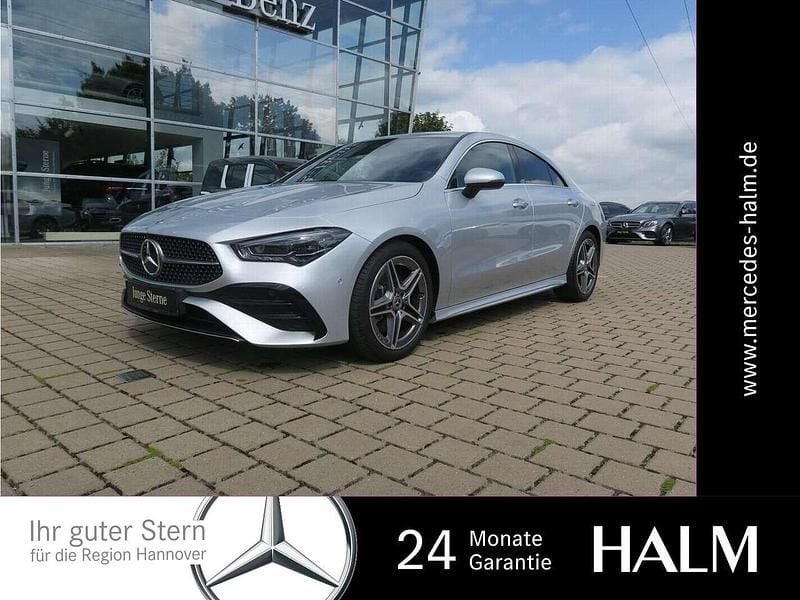 Silber Gebraucht 2023 Mercedes CLA200 AMG Line Premium Limousine | 33.490 € (Guter Preis) - Bild 1/4