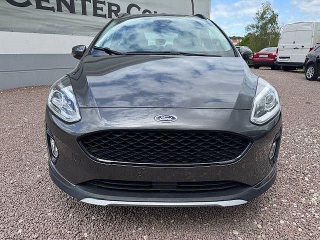 Gebraucht Ford Fiesta Active 86 PS (63 kW) 2018 Grau Kleinwagen