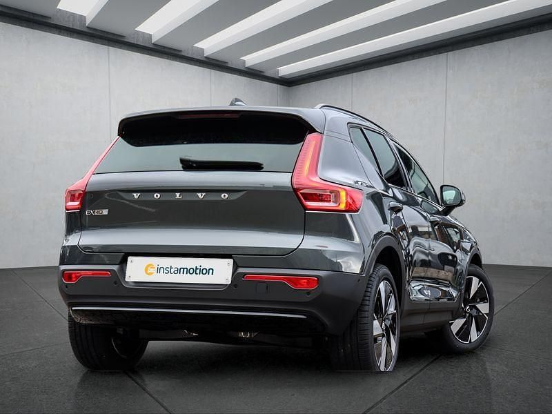 Neu Volvo EX40 Single Motor 185 kW (252 PS) 2025 Grün SUV