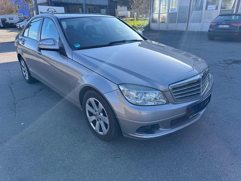 Second-hand Mercedes C180 Classic 156 CP (114 kW) 2008 Argintiu Berlinǎ
