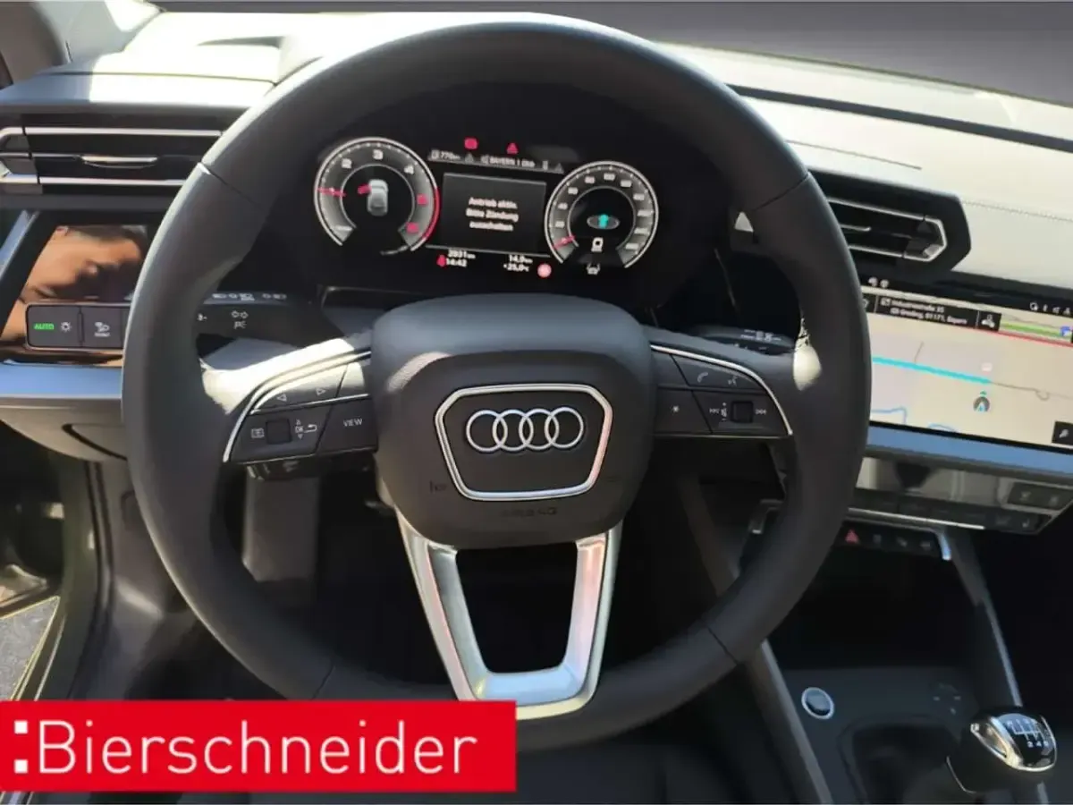 Gebraucht Audi A3 S-Line 116 PS (85 kW) 2025 Distriktgrün Limousine