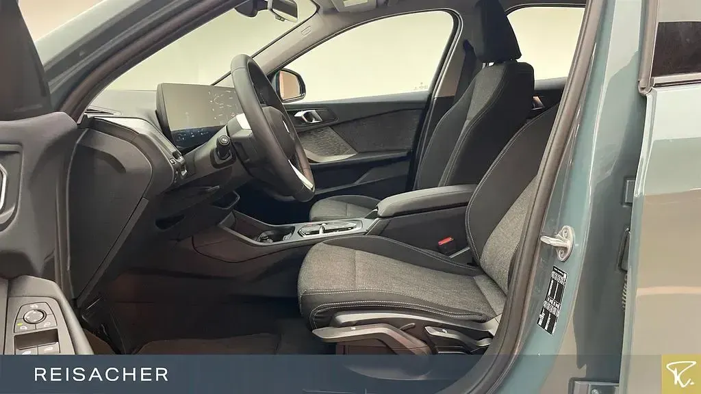 Gebraucht BMW 118 Efficient Dynamics 150 PS (110 kW) 2024 Cape york grün metallic Kleinwagen