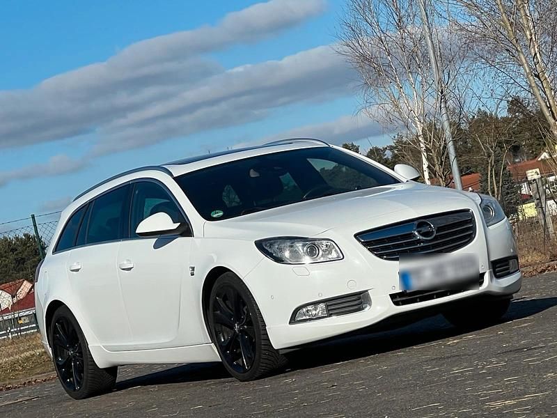 Gebraucht Opel Insignia OPC 163 PS (119 kW) 2013 Weiß Kombi