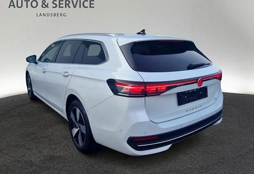 Neu VW Passat Business 150 PS (110 kW) 2025 Weiß Kombi