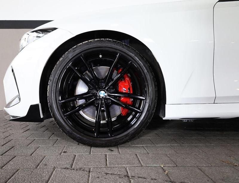 Gebraucht BMW 330 Performance 258 PS (189 kW) 2024 Weiß Limousine
