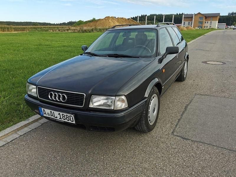 Schwarz Gebraucht 1994 Audi 80 Basis Kombi | 3.150 € - Bild 1/4