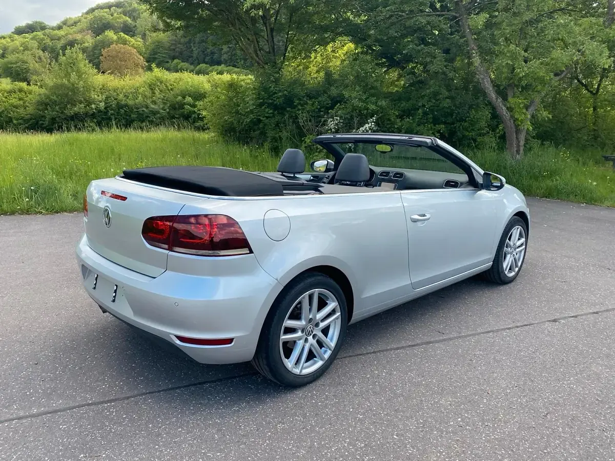 Gebraucht VW Golf Cabriolet 140 PS (102 kW) 2012 Silber Cabrio
