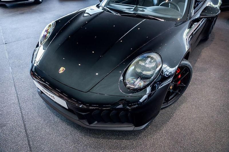 Gebraucht Porsche 911 541 PS (397 kW) 2025 Schwarz Cabrio