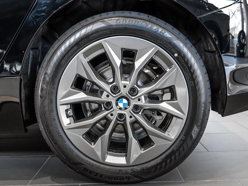 Neu BMW 116 122 PS (89 kW) 2026 Schwarz Kleinwagen