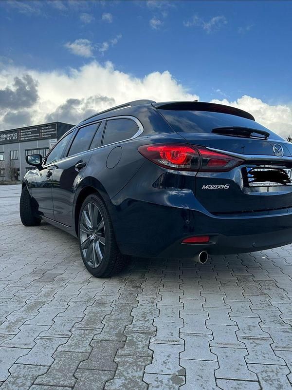 Gebraucht Mazda 6 Nakama Intense 175 PS (128 kW) 2017 Blau Kombi