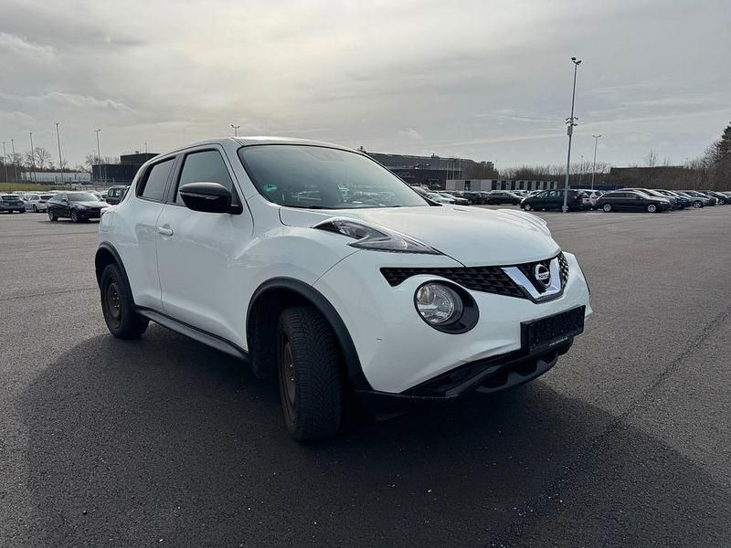 Gebraucht Nissan Juke Acenta 117 PS (86 kW) 2015 Weiß SUV