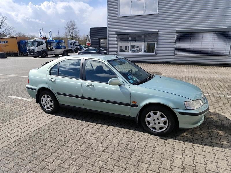 Gebraucht Honda Civic 114 PS (83 kW) 2000 Andere farben Limousine