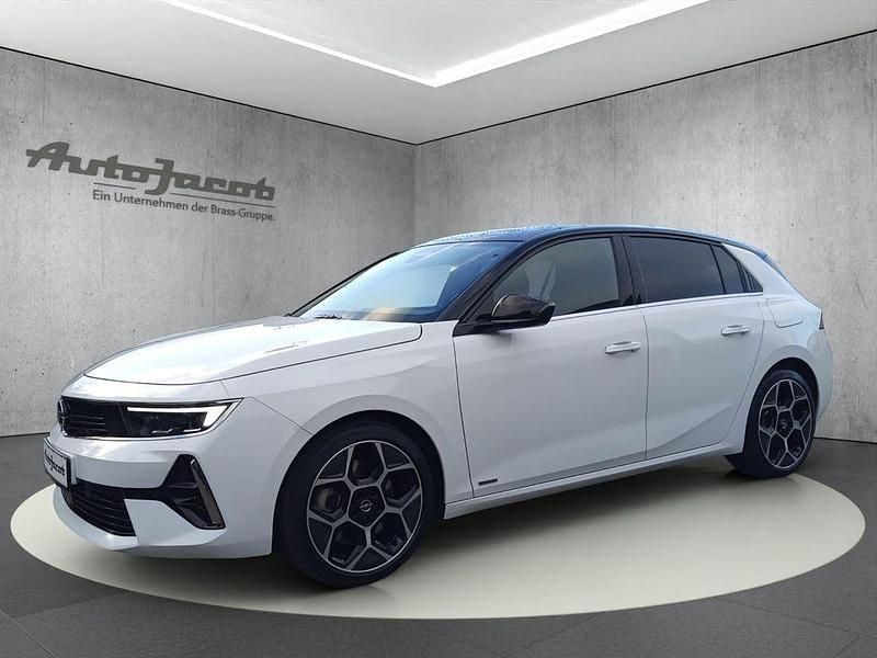 Gebraucht Opel Astra Ultimate 181 PS (133 kW) 2022 Arktis weiß (uni) Limousine