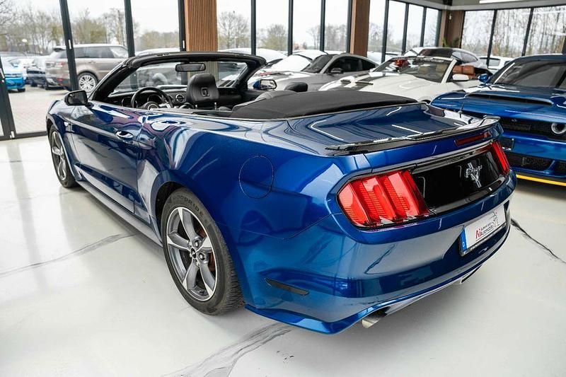 Gebraucht Ford Mustang 305 PS (224 kW) 2015 Blau Cabrio