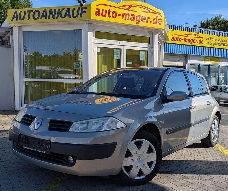 Silber Gebraucht 2003 Renault Mégane II Limousine | 1.950 € (Guter Preis) - Bild 1/4