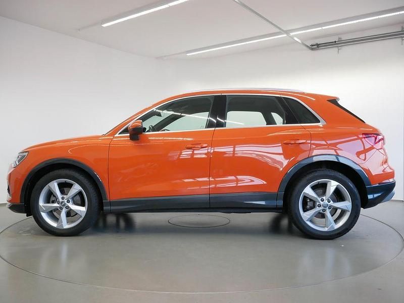 Gebraucht Audi Q3 Ambiente 150 PS (110 kW) 2019 Pulsorange SUV