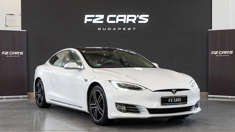 Second-hand Tesla Model S 567 kW (772 CP) 2018 Alb Hatchback