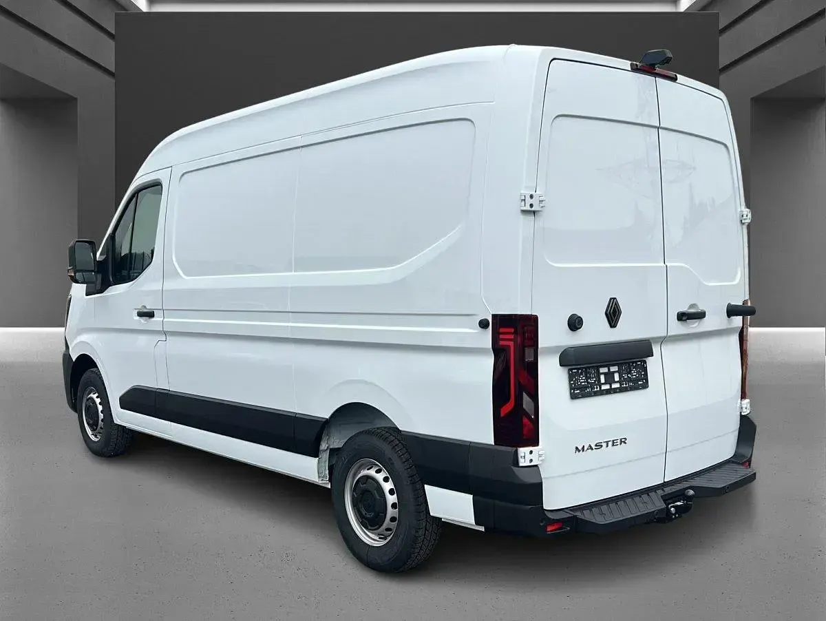 Nowe Renault Master 170 KM (125 kW) 2025 Biały Minivan