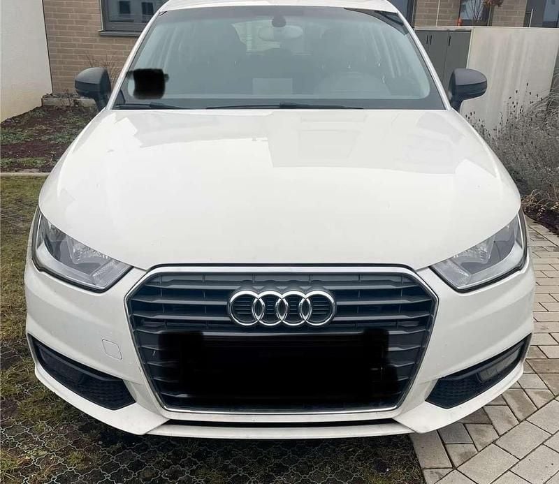 Gebraucht Audi A1 90 PS (66 kW) 2015 Weiß Kleinwagen