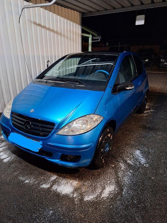 Gebraucht Mercedes A150 Classic 95 PS (69 kW) 2006 Blau Limousine