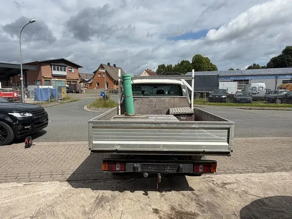 Gebraucht VW Transporter 105 PS (77 kW) 2005 Grau Van