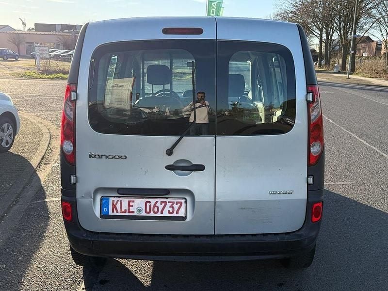 Gebraucht Renault Kangoo 68 PS (50 kW) 2009 Grau Van / Kleinbus